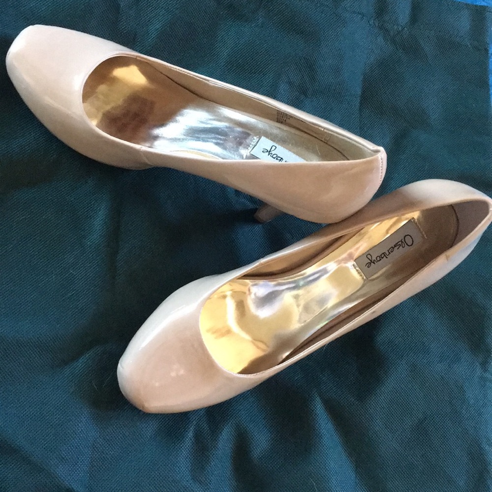 7.5 Nude Olsenboye Stiletto